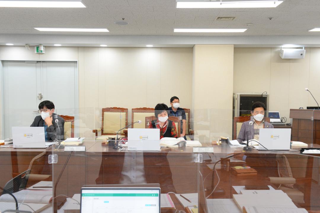 '제250회 임시회 의회운영위원회' 게시글의 사진(6) 'DSC_9927.JPG'