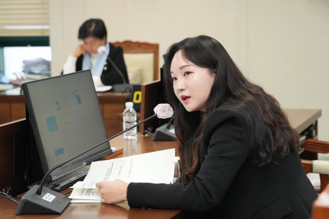 '제274회 임시회 의회운영위원회' 게시글의 사진(9) 'JN203126.jpg'