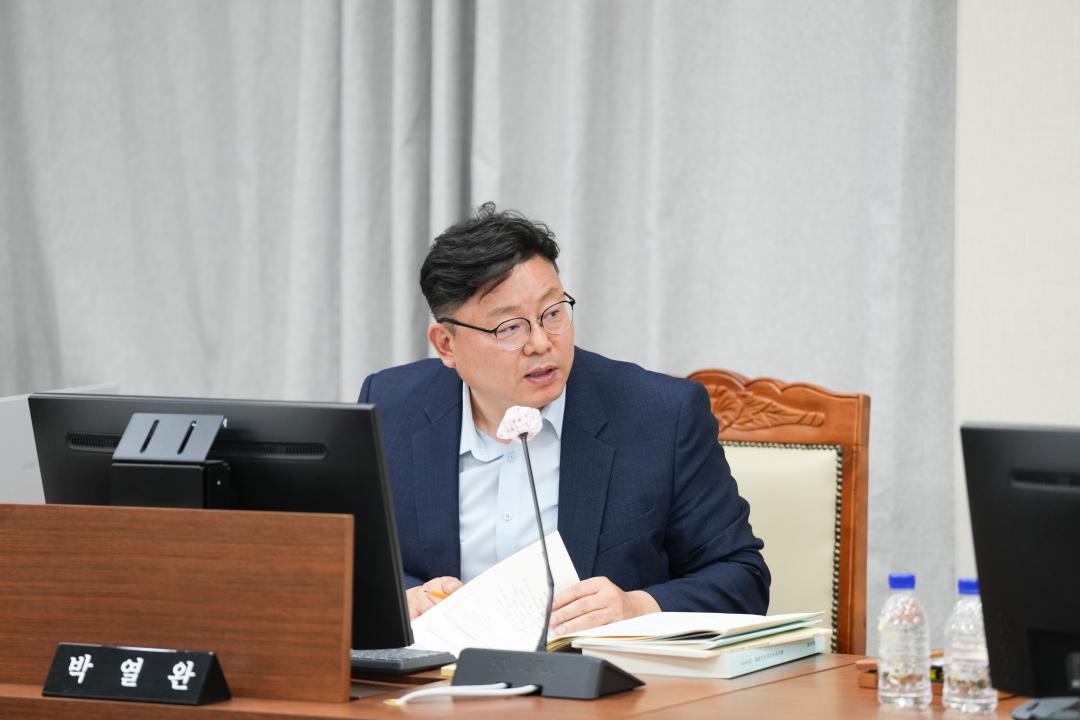 '제277회 정례회 행정재경위원회 행정사무감사' 게시글의 사진(12) 'JN107779.jpg'