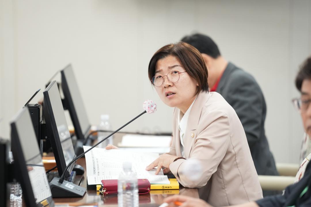 '제269회 정례회 의회운영위원회 행정사무감사' 게시글의 사진(18) 'JN109303.jpg'
