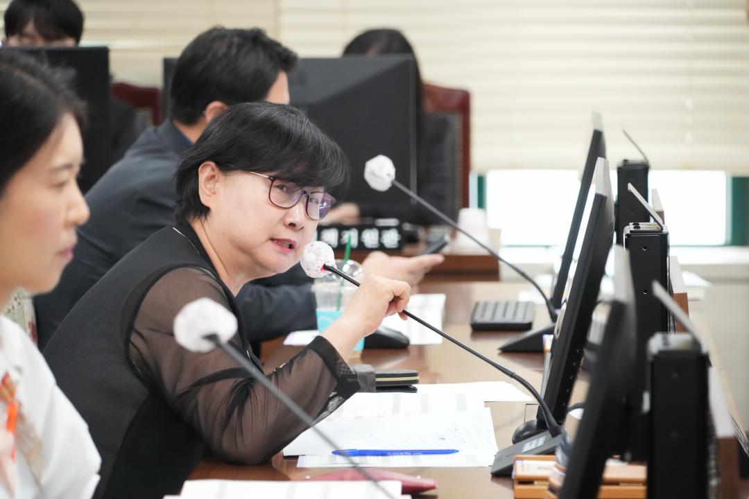 '제269회 정례회 의회운영위원회 결산' 게시글의 사진(21) 'JN206140.jpg'