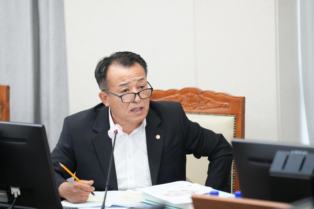 '제278회 임시회 행정재경위원회' 게시글의 사진(11) 'JN107572-2.jpg'