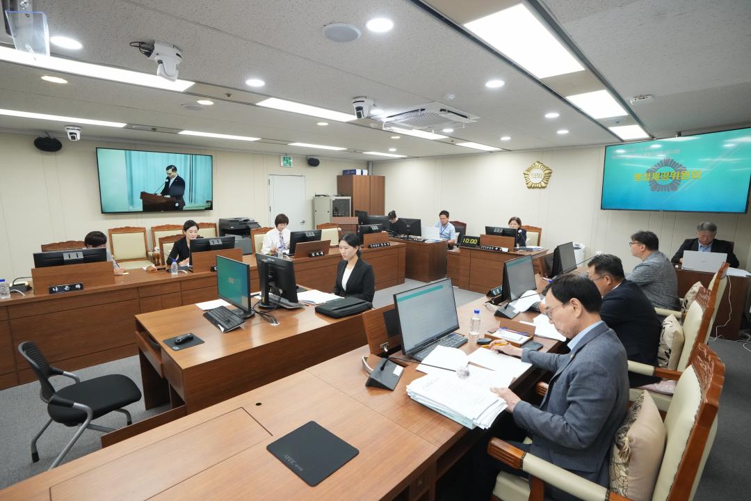 '제278회 임시회 행정재경위원회' 게시글의 사진(3) 'JN201554.jpg'