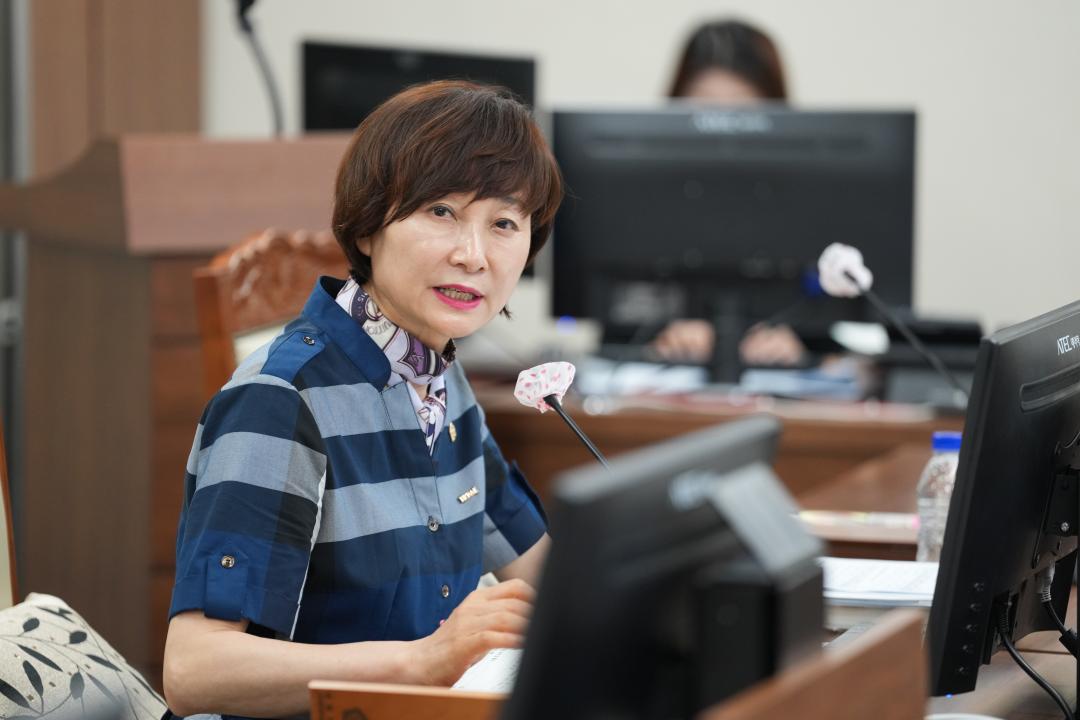 '제277회 정례회 행정재경위원회 행정사무감사' 게시글의 사진(7) 'JN107869.jpg'